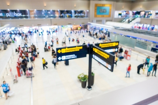 [단독] "공항 입출국장 촬영 의심 이유로 휴대전화 감시는 인권침해" | 인스티즈