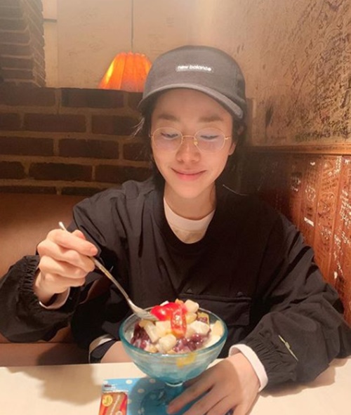 Actor Han Jimin has revealed how he eats bean curd.On the 21st, Han Jimin posted a picture with a short article called Summer End of the Red Bean Bing Soo through his instagram.In the photo posted, there is a picture of Han Jimin eating a bean curd in a comfortable costume.Han Jimin attracted attention, especially by adding stylishness with glasses and hats.The netizens who saw this responded that Jimin is young and too cute, Cute, Jimin is pretty and Han Jimin is love.Meanwhile, Han Jimin has released a sweet melody with Jung Hae-in in the MBC drama Spring Night, which was contrasted in July.online issue team of star pop culture department