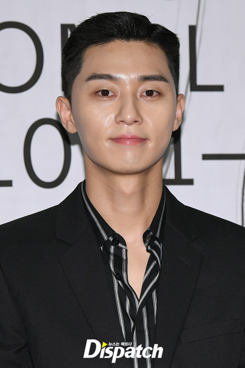 Park Seo-joon also pulled off Sight with perfect visuals in the early morning.The ratio is up.t-zone handsomeDissolve the girl.Were special judges.