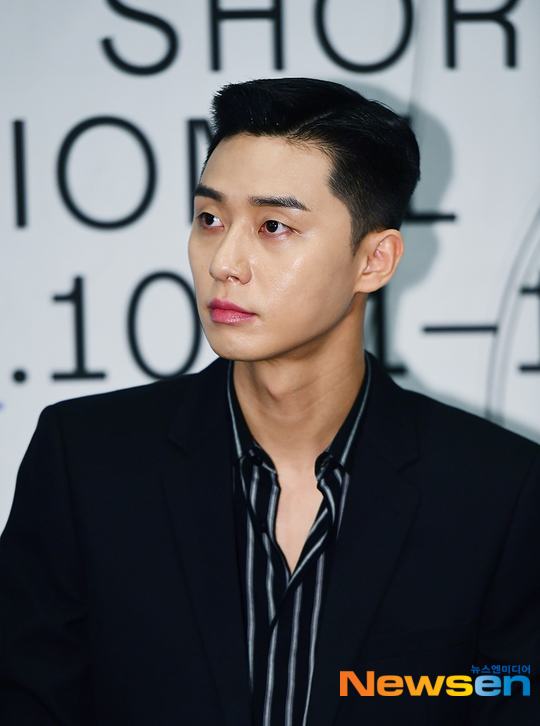 Park Seo-joon expressed the burden of the judges position.First, Is it a level I can judge?I thought that I had a chance to get to know Cinema16: American Short Filmss frequently while I was active. Park Seo-joon, who said, But I am grateful to Ahn Sung-ki for suggesting that he would be able to get to know many Cinema16: American Short Filmss while playing the movie Lion with Ahn Sung-ki.However, Park said, But the screening seems to be coming to me in a different sense. I think I should judge the movies as objectively as possible from my standards.I am now known to the public because I have a lot of opportunities, but I think there are a lot of Actors who are preparing I like before that.I am thinking about how to judge it as a standard to create encouragement and opportunity in a way with the help of many Actors in these Cinema16: American Short Filmss to be recognized and informed. Meanwhile, the 17th Asiana International Short Film Festival will be held from October 31 to November 5 at Cinecube Gwanghwamun and Complex Cultural Space Emu.Actor Park Seo-joon, who is working across screens and TV CRTs, and Actor Joo Bo-young, who won the Short Face Award in the previous year, will be appointed as a special judging committee member to select Actors who will win the Short Face Award this year.Park Beautiful / Jang Gyeong-ho