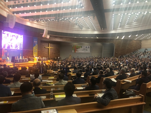 예장 통합 제104회 정기총회 (서울=연합뉴스) 이웅 기자 = 대한예수교장로회(예장) 통합 교단 제104회 정기총회가 25일 경북 포항 기쁨의교회에서 열리고 있다. abullapia@yna.co.kr 2019.9.25