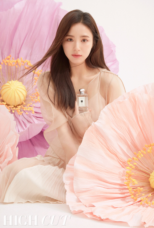 [★화보]신세경, 그림 같은 여신 비주얼..남심 저격 청순미