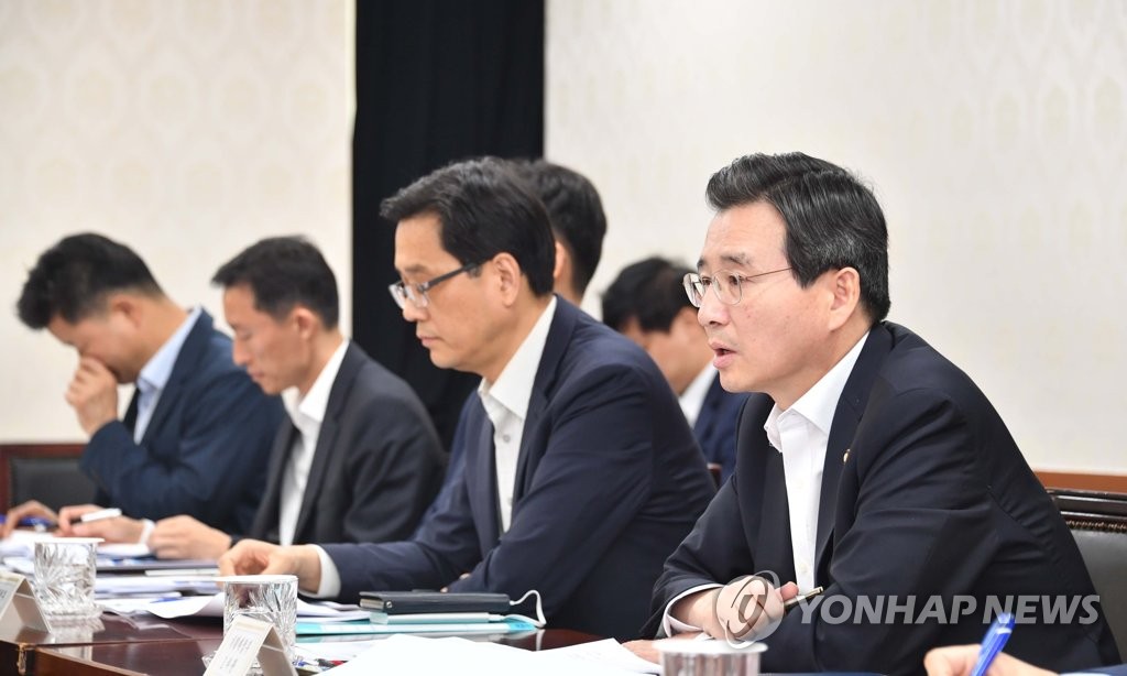 김용범 이미지