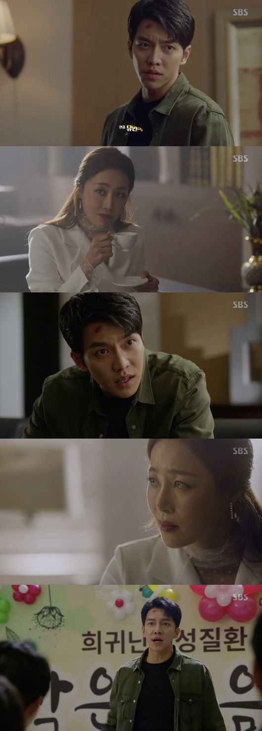 Vagabond Lee Seung-gi Warned to Moon Jin-heeIn the SBS gilt drama Vagabond (VAGABOND), which aired on the afternoon of the 4th, Dalgan (Lee Seung-gi) was shown to meet Jessica Lee (Moon Jin-hee).Knowing that John & Marksa Jessica Lee was behind the civil port plane crash, Dalgan went to meet Jessica Lee in a broken Toyota after the Toyota chase.Money is power and power makes the truth, its not a fight that youre going to step in, Jessica said Warning.So you wanted to get your strength because of the money, so you killed all those people, Dalgan said, and Jessica kicked out, Its not what we did.Youve heard of conscience as intelligence. Your stone head. Youve been wrong. Ill suck your bone marrow completely, Dalgan said.Capture the Vagabond broadcast screen