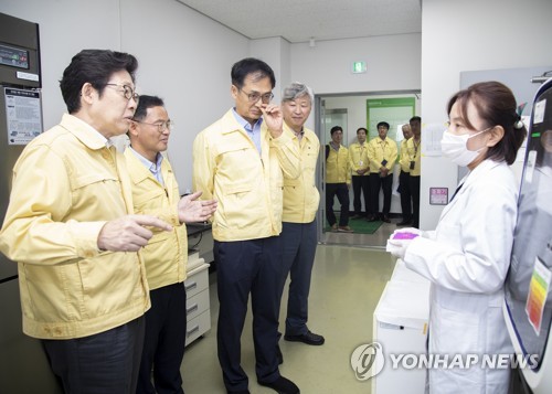 돼지인력 이미지