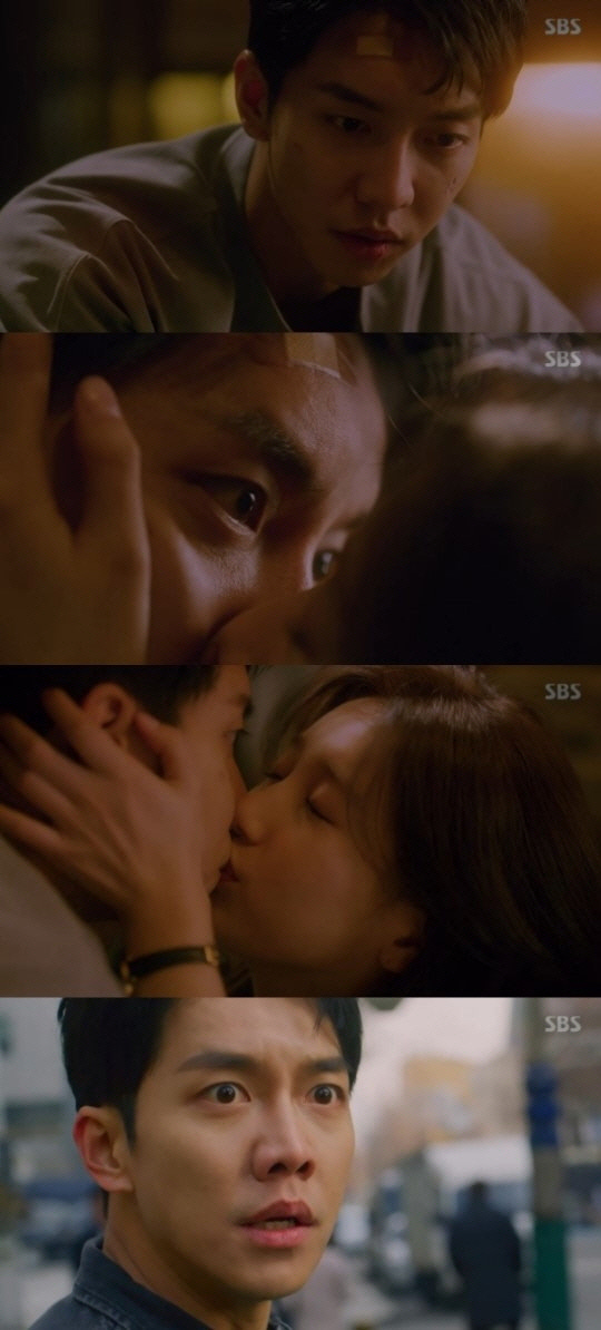 Bae Suzy kisses Lee Seung-gi drunkOn SBSs Vagabond, which aired on the afternoon of the 5th, Lee Seung-gi, who moved to the NISs safe house, welcomed the appearance of Koh Suzy.Dalgan had a breathtaking bloodbath with one of the Irreplaceable You murders from the North Korean Special Agents who had been disguised as a Chinese employee, and was able to save his life thanks to Harrys base.The two found out that the person who had been on the mission to kill Irreplaceable Yousal was none other than Min Jae-sik (Jung Man-sik), and Harry was shocked.But to avoid doubt, he sent a false photo of the Dalgan being removed.Taewoong (Shin Sung-rok) deliberately released Sang-mi (Kang Kyung-heon) while investigating.Soon after, Sangmi confirmed that she was talking to Kim Woo-ki (Jang Hyuk-jin) at a cathedral, and even secured a smoking case and caught her again.However, while moving to a passenger car, the questionable truck hit and was hit by a car accident.At the same time Harry went to the restaurant and pointed at the gun, but he quickly ran away and missed it.Later, he went to the hospital in taewoong and visited Dalgans house.They were drunk, drinking together, talking about things like this, and Harry kissed Dalgan, saying, My one.On the other hand, the ratings of the first, second and third parts of the 6th episode of Vagabond were 7.7% (All states 7.2%), 10.8% (All states 10%), and 12.3% (All states 11.3%), respectively, in the Nielsen Korea metropolitan area.At the end of the drama, the highest audience rating was 13.2%, ranking first in the same time zone.Vagabond is broadcast every Friday and Saturday at 10 pm.