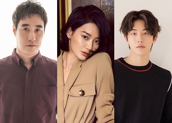 Actors Lee Byung-hun (49) and Han Ji-min (37) will visit the house theater with Noh Hee-kyungs new work HERE (Gase).According to HERE (Gase) on the 8th, the cast of the actor was completed.Noh Hee-kyungs new work, HERE (Gase), is a veiled work other than that it deals with the story of an international nonprofit NGO.Since it is a new work by Noh Hee-kyung, who always throws social messages together through Drama and forms a mania layer, this new work HERE (Gase) is also attracting attention from the production news.HERE (Gase) has completed a previous-class cast; starring actors Lee Byung-hun and Han Ji-min, as well as Shin Min-a, Bae Seong-woo and Nam Joo-hyuk.The fans are already looking forward to the Drama in the joining of the Drama of the stars who combine acting and star.It is not known what characters they will be in charge of at present, and yet, there is interest in what synergy the luxury actors and Noh Hee-kyung will create.HERE (Gazze) is set to begin filming in 2020.Noh Hee-kyung made his debut in 1995 with MBC Best Theater Seri and Suzie, and the Drama It is more beautiful than flowers.The world they live in, Paddam Paddam and her heartbeat, That winter, The wind blows , Its okay, its love and Dear My Friends .Noh Hee-kyung has gained much popularity, especially as an ambassador to the hearts of viewers.Noh Hee-kyung, who is scheduled to start filming in 2020, will appear in a new work HERE (Gase) ..Shin Min-a Bae Seong-woo Nam Joo-hyuk will also join