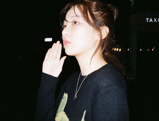 Girl group Red Velvet member Seulgi boasted a dreamy atmosphere.Seulgi posted a picture on her personal Instagram on 9th day with the caption Dinosaur in which Seulgi boasted a chic charm with charismatic eyes.The netizens who watched this made various comments such as Seulgi is so beautiful, Culture, Bear Seulgi gap difference.Meanwhile, Seulgis group Red Velvet will attend the 2019 Asia Artist Awards at the Hanoi Midding National Stadium on November 26th.