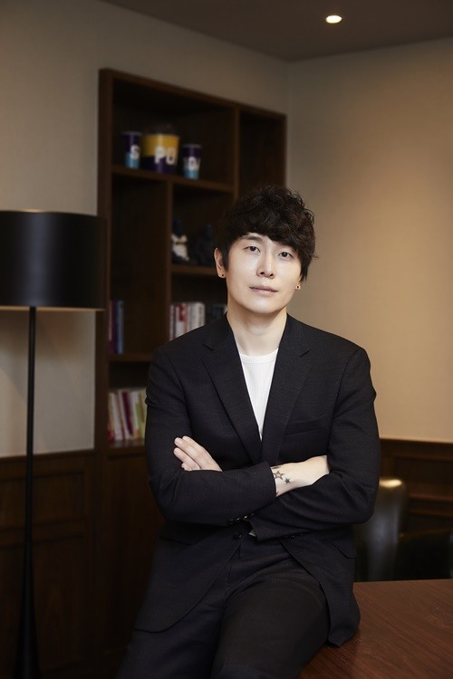 꼴통감독 이미지
