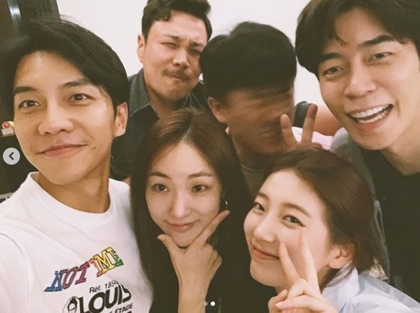 Funny to double when you see them together.Lee Seung-gi told his SNS on the 11th, Vagabond, which is fun to see together.# Limboso # Sorry # Suspect # Self-Mosaic and posted two photos.The photo shows Shin Seung-hwan, Suzie, Shin Sung-rok, Jang Hyuk-jin, Park Ain and Lee Seung-gi gathered at the table.The sticky friendship of those who gathered to join SBS Vagabond Should catch the premiere brings warmth.Fans who responded to the photos responded such as Should catch the premiere today, Everyone looks so good and Dargan is the best.On the other hand, SBS Vagabond is broadcast every Friday and Saturday at 10 pm.