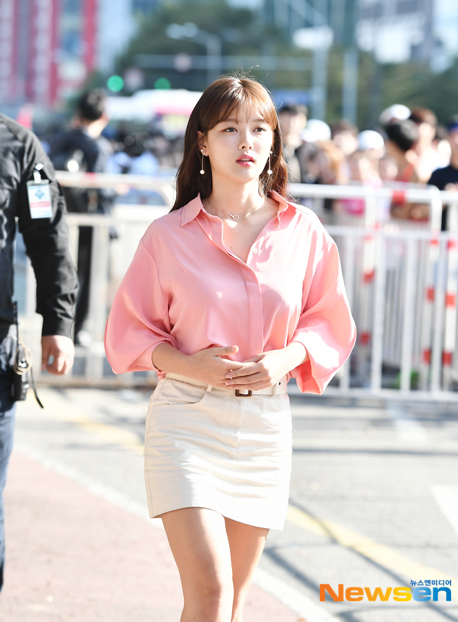 The 2019 Pink Run Seoul event was held at Yeoido Park in Seoul Youngdeungpo District on the morning of October 14th.Actor Kim Yoo-jung attended the special contestant.Lee Jae-ha