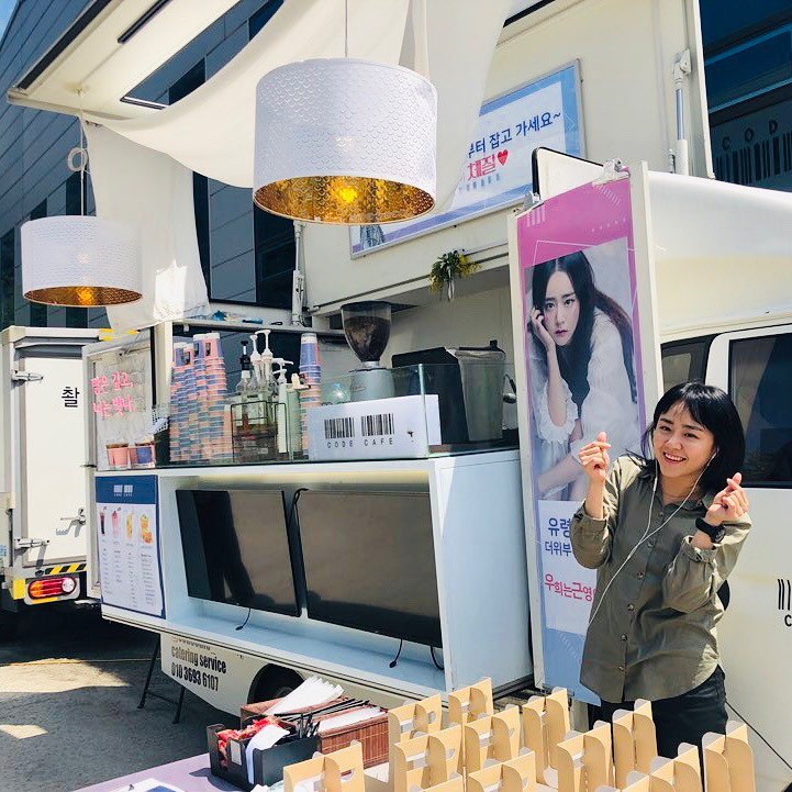 Actor Moon Geun-young thanked Chun Woo-Hee for his gratitude.Moon Geun-young posted several photos on his instagram on October 15th.In the open photo, Moon Geun Young is leaving a certification shot by taking a cute heart pose in front of Chun Woo-Hees Gifted Coffee or Tea.Even after years have passed, the unchanging fairy beauty stands out.In addition, Moon Geun-young said, 2019. 08. 13. Coffee or Tea of Hwa Woo-hee.Worry was a birth, and Woo-hees pretty Coffee or Tea arrives. The day I was able to play harder thanks to cheering. Thank you.I am also a true fan of yours. Chan Woo-Hee, who saw this, commented, I am a fan; I love you.Park So-hee