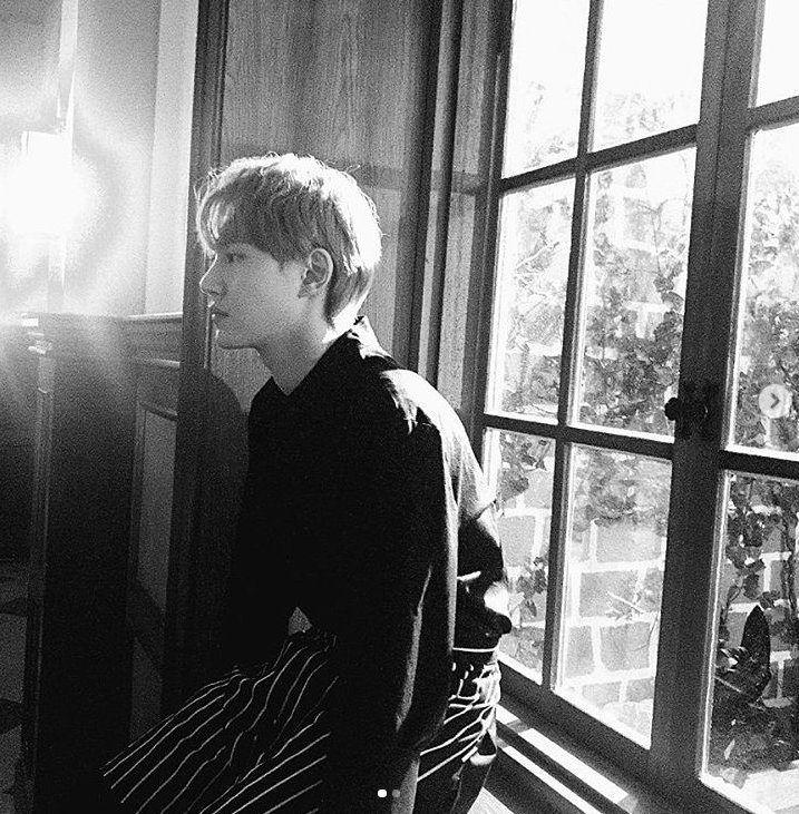 Italy posted two photos on its SNS on the 16th, along with an article entitled Ill wait at The feed room at 8:55 pm a little later.In the open photo, Italy is sitting at the window and staring at the camera. The warm visual in the atmosphere catches the eye.The fans who responded to the photos responded such as I will be waiting for the beauty, Should catch the premiere and Black and white.Meanwhile, Italy is appearing as Jin Mi-chae (Fairy), who kept a secret in MBCs tree drama How I Found It.