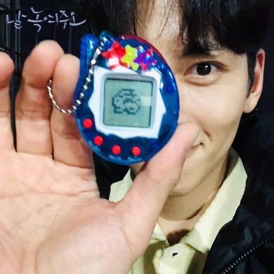 <p>Actor Ji Chang-wook and Won Jin-As cute Self photo was unveiled.</p><p>tvN drama official Instagram 10 17 Beautiful Mind in the world, radiantly Self sprinkle, dotthis with multiple photos posted were.</p><p>In the picture is a Tamagotchi game for any Ji Chang-wook and Won Jin-As all our son. Ji Chang-wook of heart-warming visuals and Won Jin-As, a playful expression into it. Two people of the refreshing atmosphere is remarkable.</p><p>A picture for the fans for, Tamagotchi, and so cutes, etc., reactions.</p><p>Ji Chang-wook and Won Jin-A starring tvN Saturday drama the day melt seeis every Saturday, Sunday 9pm broadcast</p>