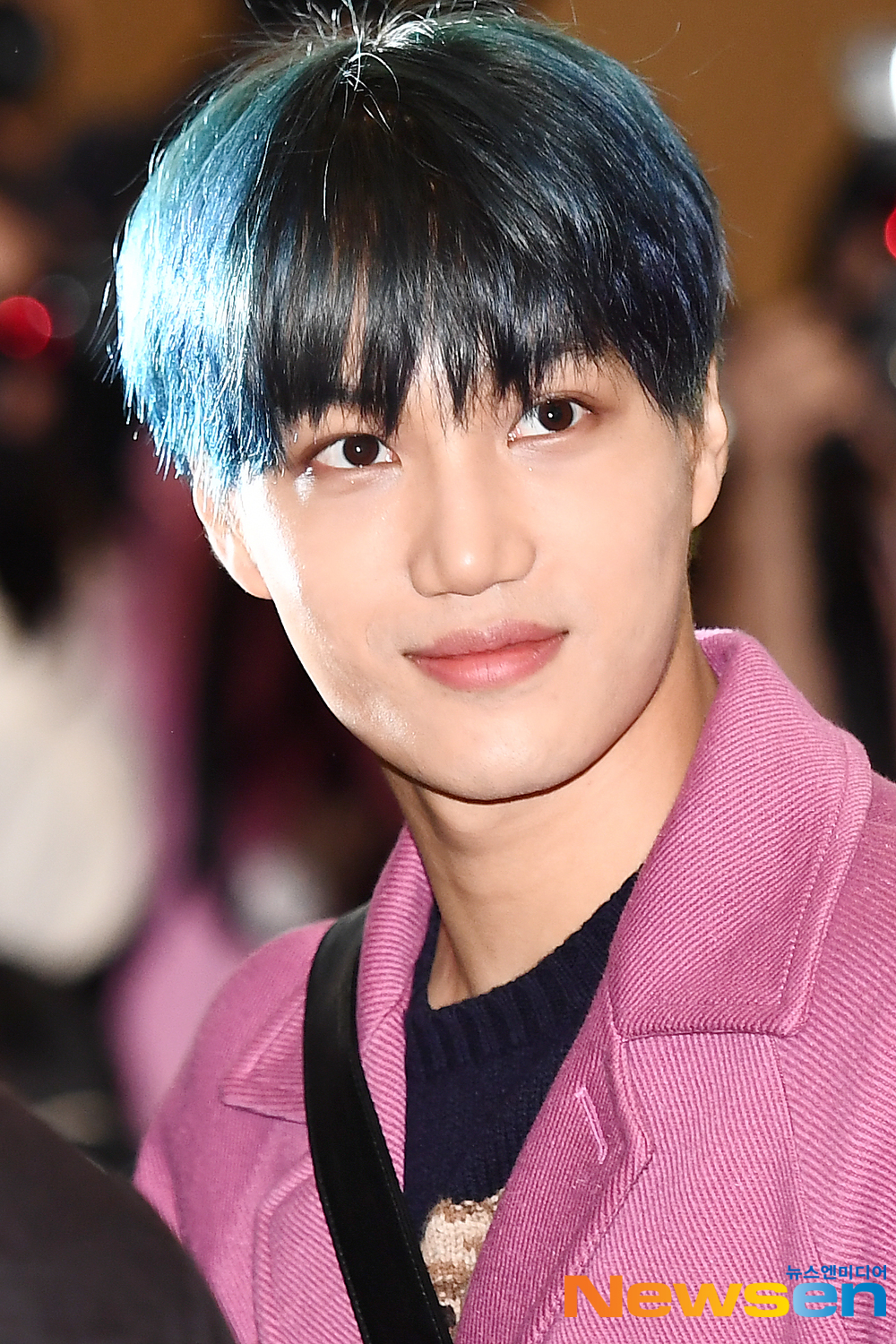 <p>EXO(EXO) member, guardian, Chanyeol, Kai, background, Sehun, Chen 10 November 17 Afternoon Seoul Gangseo way car Gimpo International Airport through the ‘EXO PLANET #5 - EXplOration - In Japan’ schedule to attend car Japan Osaka University the country had.</p><p>EXO(EXO) member, Kai with Japan Osaka University the country has.</p>