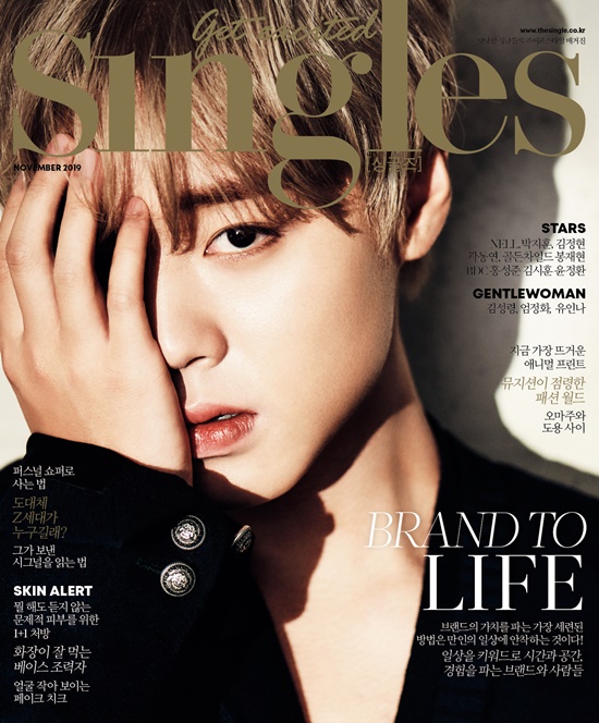 Fashion magazine Singles recently unveiled a cover picture of Park Jihoon, which is the first image consultant in Korea, walking runway, and the best Celeb Ko Young-soo in the JTBC drama Chosun Hondam Workshop Flower Party, showing off another charm with the singer.In particular, this cover picture is the second cover picture of Park Jihoon, which has been selling out at the same time as the reservation sale started in March, and it is attracting more attention because it is an unprecedented action that was selected as a cover model twice a year.In this picture, Park Jihoon boasted a more upgraded look and sculpture-like features from the charm of a young man who showed in the March issue, and announced the birth of a new Pictorial Artisan.In this photo, which was based on light and shadow, Park Jihoon led the atmosphere of the filming scene with a masculine appearance and a unique atmosphere, and attracted attention with perfect visual without defects every cut.Park Jihoon, who wanted to challenge the adult concept after becoming an adult, said, I want to experience as much as possible in my 20s.I want to grow through various experiences such as success or failure in it. I do not think I will give up even if I fail Diarrhee. Park Jihoon, who is preparing to meet fans as a singer who is in the business soon, said, I know that I am here because of the love of fans.I want to grow up by making good memories with you (Fan Club name) in the future. Park Jihoons November issue of Singles began book sales through various online bookstores from the 16th./ Photo: Singles