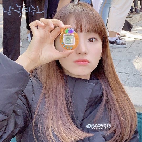 <p>17 tvN drama official Instagram account event has finished, but beautiful in mind, in the world, a lustrous gonzo sprinkle calledposts with multiple photos posted were.</p><p>The revealed photo, Ji Chang-wook, Won Jin-A is A Tamagotchi clutching the camera in. Two of those mischievous expressions, of course, cute attractive shortage or eyes.</p><p>Meanwhile, Ji Chang-wook and Won Jin-A is A tvN Saturday drama the day melt seeappeared in China.</p>