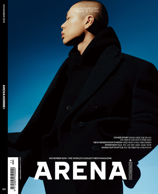 The picture of Oh Hyuk was released.Oh Hyuk, who was known to be working on the album, recently covered the cover of the November issue of Arena Homme Plus.The reason for this filming is to commemorate the launch of the male Line of Studios Tomboy.Tomboy, a Studioss famous for its concept and unique oversized fit, recalled the unique style of Oh Hyuk-man and the mega hit song Tomboy, and said that he sent a love call to him as a muse of the Studioss Tomboy male Line.kim myeong-mi