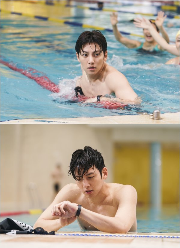 Ji Chang-ooks visuals also shine in the swimming pool: why was he found in the swimming pool?In the TVN Saturday drama I Melt Me (played by Baek Mi-kyung, directed by Shin Woo-cheol), Ma Dong-chan (Ji Chang-wook) revealed on the air that I am Amanda Ripley to solve the hypothermia problem caused by the side effects of the freeze experiment.This is because I could not wait for Dr. Hwang Kap-soo (Seo Hyun-chul), who lost his memory.And after his cold out, his relationship with another Amanda Ripley Gomiran (Won Jin-A) began to change a little.If the body temperature threshold exceeds 33 degrees, the characteristics of the dangerous Amanda Ripley have caused Dongchan to noticeably worry about the condition of the mummies.Although the beginning was a guilt for Miran, who had been involved in the experiment because of himself, his feelings seemed to take a different pattern than he knew.Twenty years ago, my lover Na Ha-young (Yoon Se-a) was suffering from seeing such a companion. But she did not give up.Dongchan turned his back on the fact that he had been talking about the frozen project related to his disappearance, but he predicted a straight line in less finished love.Dongchan is at the forefront of two romances, the relationship between 1999 and 2019.Among them, in the still cut released today (18th), he is seen exercising at the swimming pool, raising curiosity to the maximum.Dongchan, which checks the smart watch of the wrist, and visuals that still cause Simkung in the water are expected to come.Above all, the heart-snipping romance moment is captured in the preview video released immediately after the broadcast, raising expectations to the fullest.He grabbed Mirans hand in the hallway, and when he saw the smart watch on her wrist, he said, Why are you suddenly having a heart rate so suddenly?Can their smack really develop into a smiling romance?