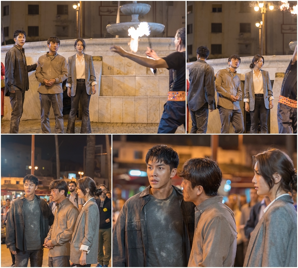 Seoul = = A reversal that prevents the tension from being put on the line, and a feast of reversal!Vagabond Lee Seung-gi, Bae Suzy, and Jang Hyuk-jin are showing up at the extreme of the splendor, Morocco night market, with a messy three-shot.The weekly SBS gilt drama Vagabond (playplayed by Jang Young-chul, Jung Kyung-soon/directed by Yoo In-sik) is an intelligence action melody that uncovers a huge national corruption hidden in a concealed truth by a man involved in a civil-commissioned passenger plane crash.The search for truth is in full swing, with Cha Dal-gun (Lee Seung-gi), Go Hae-ri (Bae Suzy), Ki Tae-woong (Shin Sung-rok), and Kim Se-hoon (Shin Seung-hwan) having captured Kim Song Yuqi (Jang Hyuk-jin) and hastening to go to Korea.Above all, in the last 9th, Cha Dal-gun and Gohari were disguised as support teams, and they were seen confronting them by recognizing the identity of the assassination group that came to the embassy.In the situation where Cha Dal-gun took Hwang Pil-yong (Yoo Tae-woong) as a hostage, Hwang Pil-yongs men surrounded Cha Dal-gun, Go Hae-ri, and Kim Song Yuqi, the target of removal, which raised the tension to the highest level.In this regard, Lee Seung-gi, Bae Suzy and Jang Hyuk-jin are in the midst of a re-emerging miserable scene in the 10th Vagabond, raising questions about the appearance of Morocco night market.In the play, Cha Dal-gun, Gohari, and Kim Song Yuqi stand in the colorful and lush atmosphere of Morocco night market where the crowd of crowds perform the fire show.Everyone is enjoying the scenery of the night with a pleasant and happy expression, and only three people are dressed in messy clothes and are alert with anxious eyes.Soon someone approaches them, and surprises three people.I am curious about how Cha Dal-geon, Gohari, and Kim Song Yuqi were able to escape from the embassy, and who is the identity of the characters in front of them.Lee Seung-gi Bae Suzy Jang Hyuk-jins Re-employed Three Shots was filmed late in Morocco.Locals gathered at the news of the shooting of famous actors from Korea, and in a while the scene was phosphoric acid, and they cheered Lee Seung-gi, Bae Suzy, and Jang Hyuk-jin and took their images and burst into the camera flash.The unprecedented scenery has surprised local staff.Lee Seung-gi Bae Suzy Jang Hyuk-jin, who was dressed up for the scene in the drama, laughed at the cheers of local fans and greeted them, showed high concentration in the cluttered scene atmosphere, quickly immersed in the role and situation, and unfolded a scene full of urgency.Celltrion Entertainment said, Lee Seung-gi, Bae Suzy, and Jang Hyuk-jin have been shooting with all their strength in shooting the long Morocco location. Why the three people showed up in the Morocco night market, and the best reversal story to stimulate the audiences first row is unfolded.Please look forward to the creepy story, he said.Meanwhile, Vagabond 10th will be broadcast at 10 pm on the 19th.