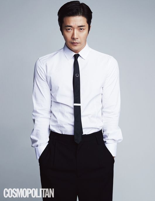 A pictorial image of actor Kwon Sang-woo has been released.On the 21st, fashion magazine Cosmopolitan released a picture of working with Kwon Sang-woo.Kwon Sang-woo, who plays the role of Ear, who lost everything to Baduk in the movie Ear and plays a role with the ghost-like Baduk players in the world of the cold bet Baduk version, said, I felt burdened because the previous work One Number of Gods was so good and the main character was Jung Woo-sungI know there are still many people who are concerned about comments, but I am sure that if you see Ear, that worry will disappear 100%, because it is a movie that can show a completely different charm.I hope you can look at Jung Woo-sung Kwon Sang-woo will show a more sleek and solid appearance in Ear than in the movie The Cruelty of the Horse.Exercise is like a habit, but Ive never been on a diet before.I once heard a lot of Guts, but Feelings, who are getting away from the center of the Age, are going to be able to show that Kwon Sang-woo is still alive to young friends who do not know me yet. As for the situation in which the scenes in the works that appeared in the past are being used among netizens with various jobs, he said, I like it so much.Of course, there are many scenes that have been transformed from the original, but it is good for people to remember me, because the reason for choosing an actor job is also in this context.I like it when my children want to see it, he said cheerfully. I like it when I want to see it.As his career in Acting changed, he said, The desire and enthusiasm to meet good works quickly, not in the past, has become bigger than when he is a rookie.Im so excited to go to the scene and see good works as scenarios, and I dont want to waste time, she said, expressing her unusual affection for Acting.Meanwhile, the movie Ear starring Kwon Sang-woo is scheduled to open on November 7th.
