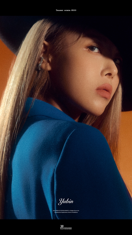 Yubin, Icon of GirlCrush, first unveiled a comeback visual.Yubin recently announced that he is preparing for a comeback at the end of October.JYP Entertainment unveiled a teaser image on the official SNS channel at 0:00 on the 21st, which makes you guess the atmosphere of Yubins new song.In the photo, Yubin has a deep emotion of automn and raised his curiosity about the new concept.The navy color top and nude tone makeup create a calm yet ripe atmosphere.The chic eyes were visible under the wide brim of the floppy hat, and he focused more attention.Yubin boasts a sensual styling and unique charm and is loved by the public as a GirlCrush pronoun.Following the debut of the solo debut digital single City Girl and the title song The Lady in June 2018, the company released its digital album #TUSM and its title song Thank You U Soo Much (Thank You So Much) in November.With interest in comeback for more than a year, Yubin will open up the tising content sequentially and visit fans.Photo = JYP Entertainment