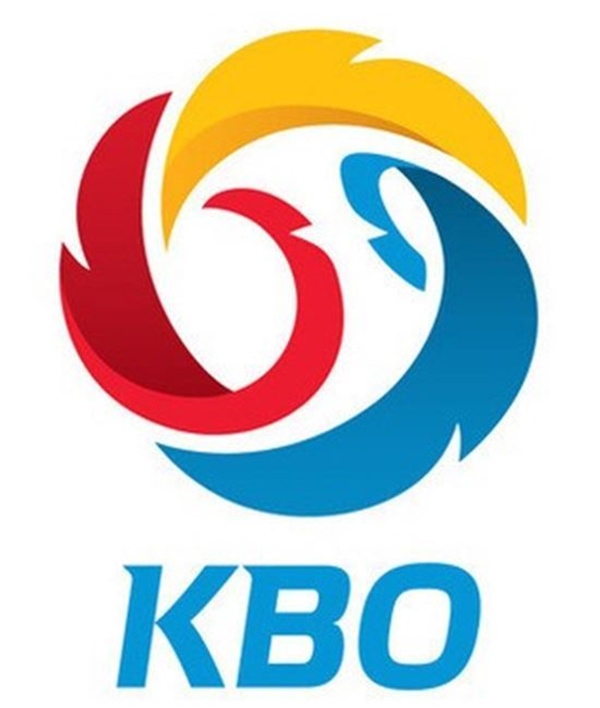 The Korea Baseball Organization (KBO) invites a special guest to Game 3 of the Korea Series.KBO selected Moon Chae-won (14 years old) as the verse of the third round of the 2019 Shinhan Bank MY CAR KBO Korea Series at Gocheok Sky Dome on the 25th.KBO held a versezza Collusion event from October 4 (Friday) to 13 (Sun) to provide baseball fans with the opportunity to become the main character of the Korean series and to add meaning to the Korean series with the participation of a baseball fan with a special story.Moon Chae-won, who was selected at this Collusion, is a middle school student who has congenital cerebral palsy disorder but dreams of a baseball player.Moon Chae-won is a top model in various sports fields, including catching ball training at the Korea Disabled Baseball Team and acquiring two items in Taekwondo.Kim Young-in, a college student mentor of Moon Chae-won, applied for a story with the intention of supporting Moon Chae-wons Top Model and giving hope to disabled youths whose dream range is limited.KBO selected Moon Chae-won as a third-round verser to encourage disabled youth to play baseball and give meaningful memories.On the other hand, the national anthem of the third leg of the Korean series is called by singer Monday Kiz.Monday Kiz, who debuted with his first album [Bye Bye] in 2005, has representative songs such as Stranger, Autumn Goodbye, and This Man.