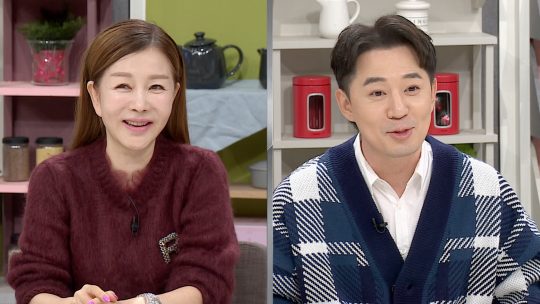 Park Jun-geum and Broadcaster Boom will appear in the Refrigerator, which will be broadcast on the 28th.In the recent recording of Take Care of the Refrigerator, the story of Park Joon-gum becoming the top star guaranteed mother, taking on the role of the mother of many top star male Actors, has been on the topic.When MCs asked, Who is the most memorable son? Park Jun-geum said, Lee Min-ho is handsome even if he looks close to him and looks good from a distance.Ju Ji-hoon has a wit, it is attractive, he said at the first meeting, revealing an anecdote that had to laugh at a word of sense.A lot of actresses, including Ha Ji-won, Lee Min-jung, and Cho Yeo-jung, have suffered from Park Jun-geum, who has the nickname of the Three Mothers with Actors Lee Hwi-hyang and Park Jung-soo, the MCs said.Park Jun-geum said, Water baptism and money envelope throwing are so often.The scene with Ha Ji-won of the drama Secret Garden and Lee Min-jung of You Smile was also released.Park Joon-gum laughed by revealing the behind-the-scenes story and Tag know-how of the slap scene that pulled out Lee Min-jungs tears and runny nose.Take care of the refrigerator is broadcast every Monday at 11 p.m.