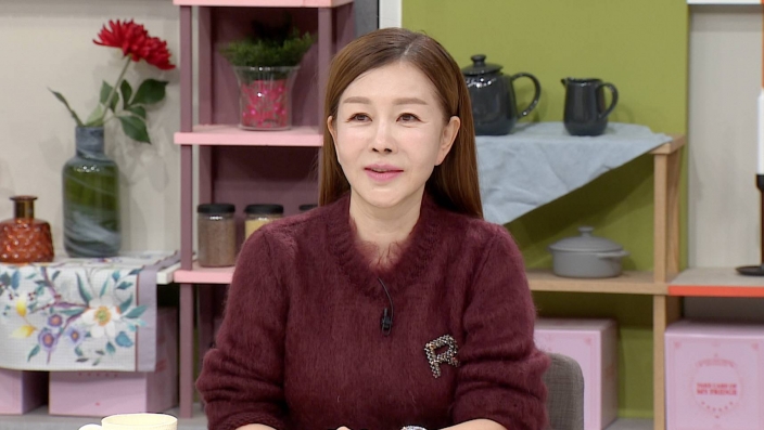 Actor Park Jun-gum has revealed the secret to maintaining a slim body.Actor Park Joon-gum and broadcaster Boom will appear on JTBCs Take Care of the Refrigerator, which will air on the 28th.In the recent recording of Take Care of the Refrigerator, Park Joon-gums photos in his 20s, which were called Aid and Blue Beauty, were revealed and attracted attention.Boom also praised Park Jun-gums beauty, saying, I feel like an idol. Park Jun-gum also said, I have the same size as my child. I weigh 43kg and my waist size is 23 inches.I am always maintaining it. He said he expected healthy ingredients to appear in the refrigerator.In the refrigerator of Park Jun-gum, various kinds of vegetables, seafood, meat, as well as various Korean side dishes such as mushroom pickles sent by Kim Soo-mi and Big Mama Lee Hye-jung, plum pickles and Chochung Kochujang appeared.Park Jun-gum said, If you overeat, you will eat cabbage unconditionally. You will eat dried jujube instead of flour cookies.On the other hand, Take care of the refrigerator is broadcast every Tuesday night at 11 pm.