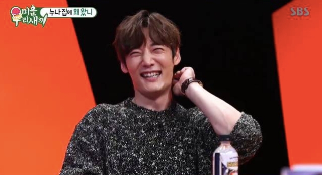 배우 최진혁이 집안의 가장으로서 관리를 혹독하게 했다고 밝혔다. /SBS '미운 우리 새끼' 캡처