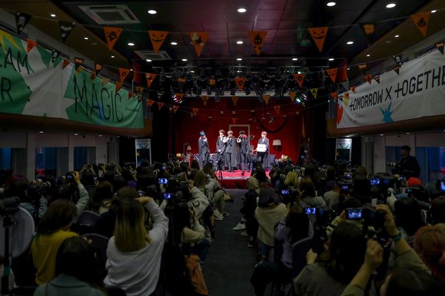 (주)투모로우엔터테인먼트 이미지
