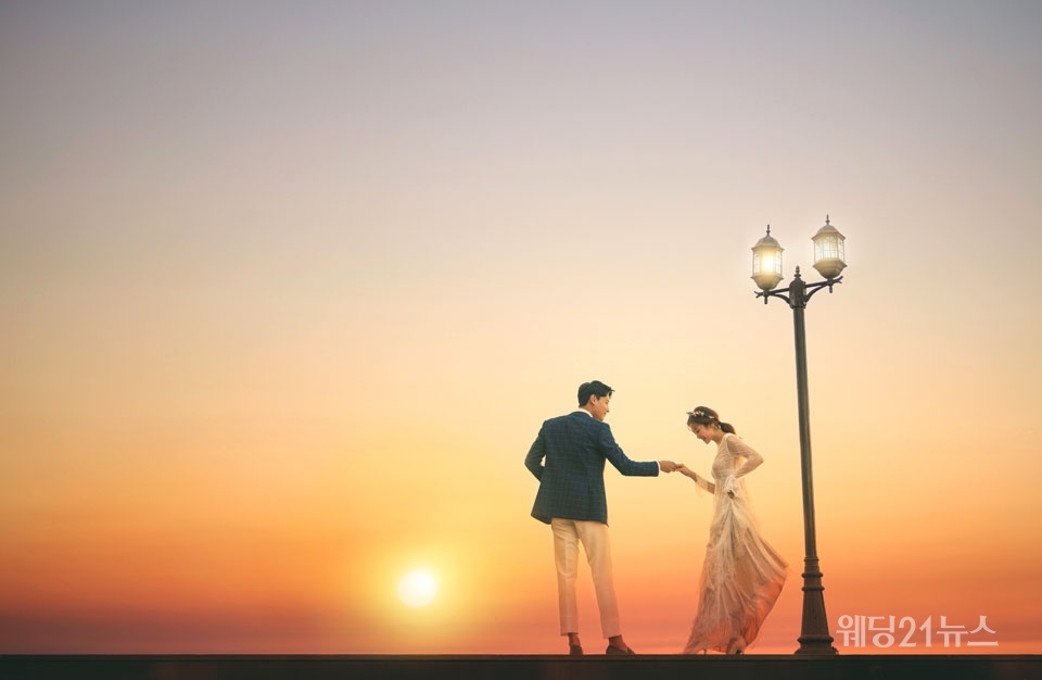 더러브스튜디오 이미지