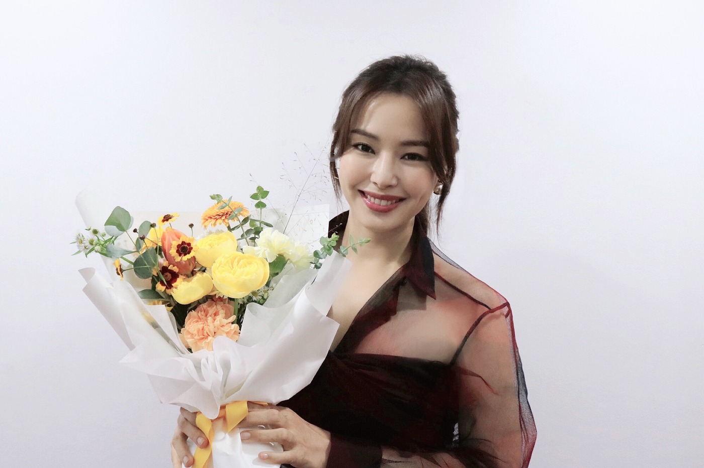Lee Ha-nui was awarded the Minister of Culture, Sports and Tourism Award at the 2019 South Korea Popular Culture and Arts Awards held at the Olympic Hall in Jamsil-gu, Seoul on the 30th.Lee Ha-nui said, I will do my best to make Korean culture known along the way that my seniors have cleaned up as the platform is being opened as time goes by. Thank you for loving the popular culture.The South Korea Popular Culture and Arts Award ceremony, which celebrates its 10th anniversary this year, is a government award system designed to raise the social status of popular culture artists and encourage efforts and achievements.Lee Ha-nui has contributed to the development of South Korea pop culture and arts by working on movies and dramas.Lee Ha-nui has been named as a full-time solver Jang Hyung-sa in the movie Extreme Job (director Lee Byung-hun), which has achieved the second highest domestic box office record, and has recently been named as a 10 million actors. In the SBS drama The Hot Blood Priest (directed by Lee Myung-woo/playplayplayplayed by Park Jae-bum), He played the role of Sun and renewed his life character.Both movies and dramas are running on the box office road in succession, solidifying their position as a entertainment guarantee check.Meanwhile, Lee Ha-nui will meet Audiences in the movie Black Money, which will be released on November 13, as an international trade elite lawyer with cool reason and judgment.