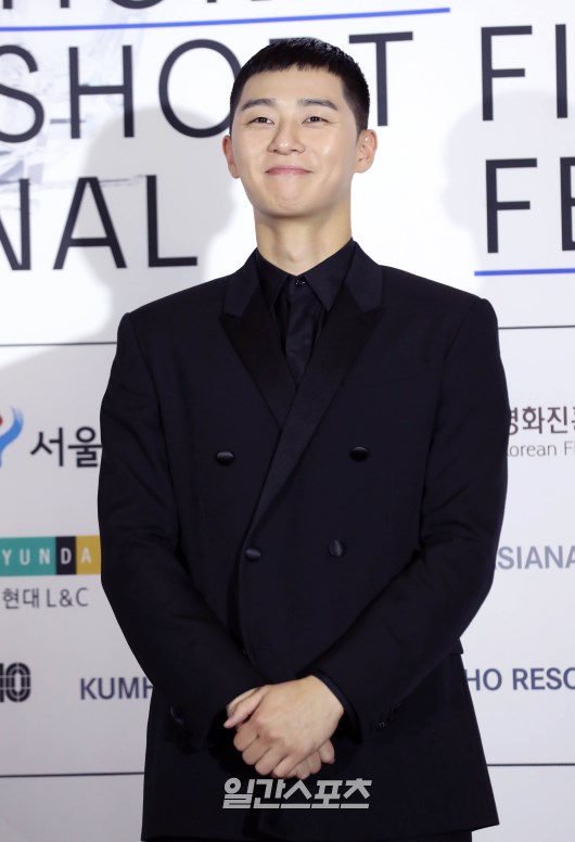 The International Short Film Festival, which will be held from October 31 to November 5, was attended by Chairman Son Sook, Chairman Ahn Sung-ki, Chairman Jang Jun-hwan, Judge Park Seo-joon SEK, and Ju Bo Young SEK Judge.