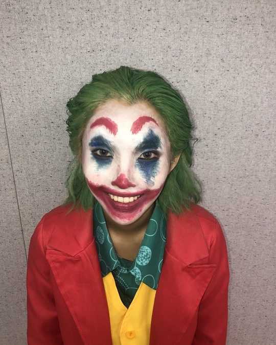 Woman) Kids So-yeon turned JokerSo-yeon wrote on the official Instagram of (girls) on October 30, It was a fun Halloween because of our members who always do it properly, because I love children and I love Neverland.Please look at Lass at 11:05 tonight. So-yeon in the public photo made up with Joker in the movie Joker.It is not a playful imitation, but it expresses perfectly from face make up to hairstyle and costume.emigration site