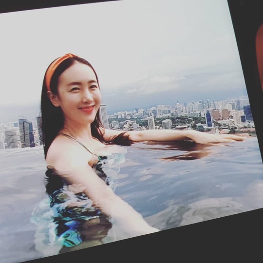 Singer Byul has released a photo of her during Vacation.On November 2, Byul said to his instagram, The memory of Happy Vacation seems to be a very precious force to live harder on the return.Of course, as soon as I came home, I was robbed, but I look happy in the picture. In the meantime, Byul laughed by adding a hashtag called # HoneyVaccation, it was really #AaDream # hard work # nipples.In the photo, Byul enjoys a leisure time in a swimming pool with a view of the citys scenery, and the figure of Byul, who is smiling brightly in a swimsuit, gathers attention.Lee Ha-na