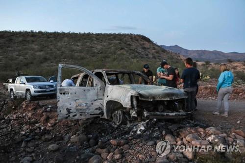 불에 탄 SUV 차량 [AFP=연합뉴스]