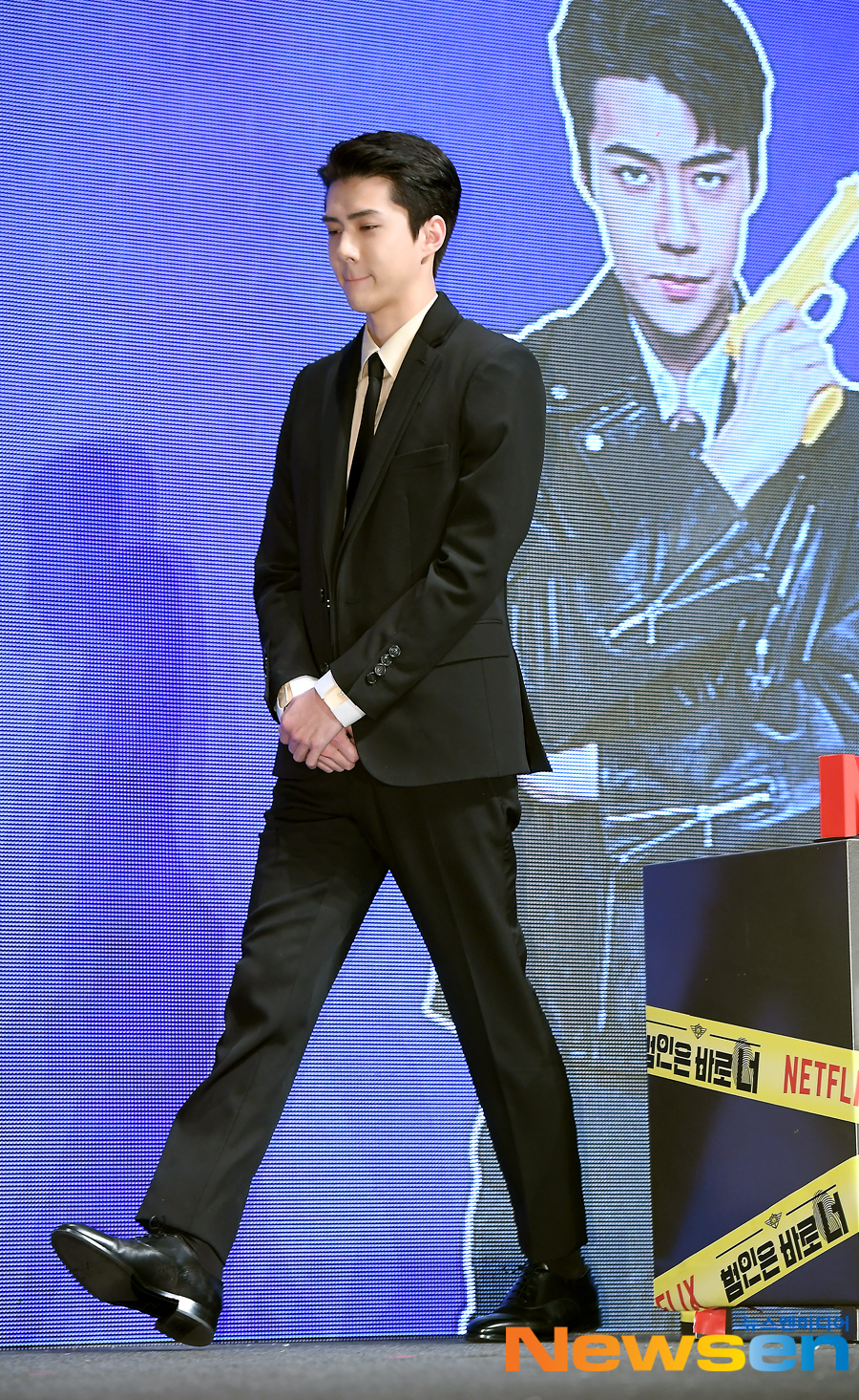 Netflix Baro You! Season 2 production presentation was held at CGV Apgujeong, Gangnam-gu, Seoul on November 8th.EXO Sehun is entering the day.The Beginner is Baro You!, which stars Yoo Jae-seok, Kim Jong-min, Lee Seung-gi, Park Min-young, EXO Sehun, and former club Kim Se-jung, is a program about the full-fledged life and life variety of the Huhdang detective team, who is busy with hands and feet due to its reasoning.Jung Yoo-jin