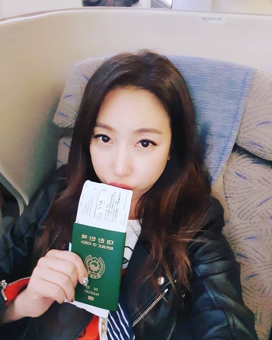 Sook-haeng showed off a bluff shot full of cuteness.Singer Sook-haeng shared a photo on her Instagram account on November 9 with the phrase Start of a long journey! Ive tried my bluff shot.In the photo, Sook-haeng is showing off her beauty with her passport. Sook-haeng said, Lab arrived well. Ill be good!My lips are swollen, he added, expressing his excitement.han jung-won