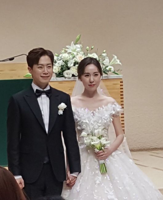 간미연♥︎황바울, 김이지·이희진·심은진·윤은혜 '베이비복스 축복 속 결혼'(종합) [단독] | 인스티즈