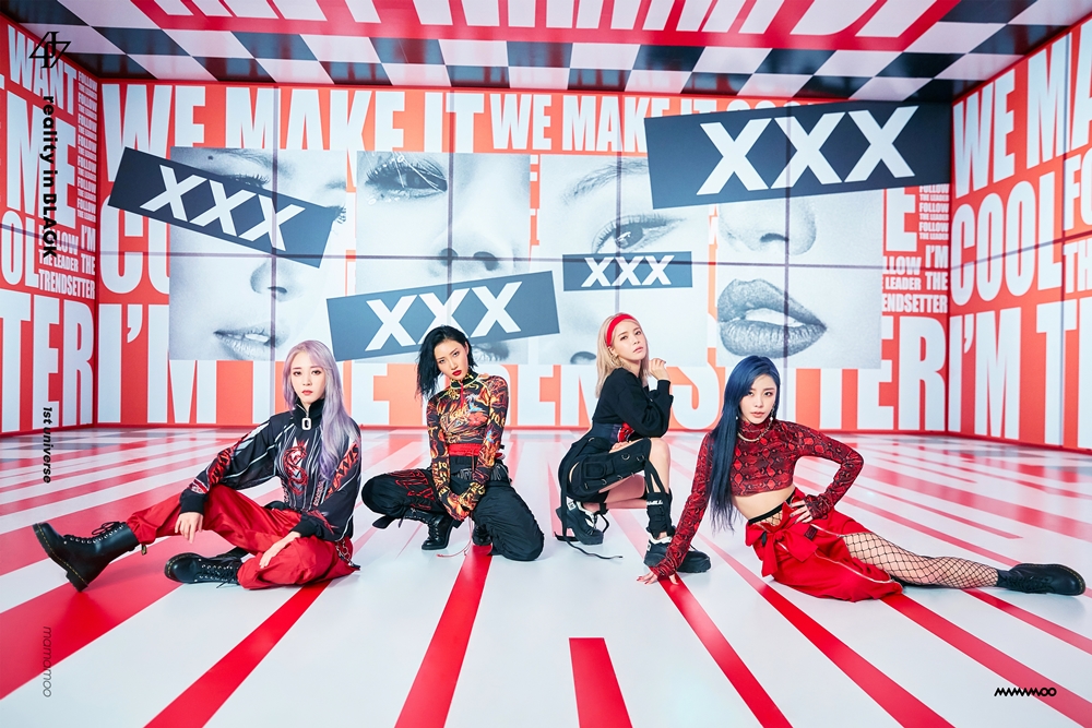Girl group MAMAMOO has released a new musical album group concept photo.MAMAMOO posted a group image of the first universe in the concept parallel universe of the second music album reality in BLACK through the official SNS, and announced the return of Mammu.MAMAMOO in the public photo completed the worlds hip fashion with RED and black intense tone and manners.He showed off his passionate charm with a sporty charm, a moist hairstyle and a colorful top by matching his sweat suit to Walker, Sola, who gave points to the RED hair band in black costume, and a charming figure in intense RED costume.Earlier, MAMAMOO said, What if its not MAMAMOO?Under the premise that the concept of Parallel Space is not the universe where MAMAMOO lives, but the various lives in another universe located on the parallel line have been released and received a hot response.In the second universe, MAMAMOO transforms into princesses, music video directors, environmental activists and mothers, respectively, followed by boxers, choreographers, painters and musical actors in the third universe, and in the fourth universe, shows the lives of rock stars, CEOs, indie singers and presidents, and has released the so-called MAMAMOO Multiverse (MULTI+UNIVERSE).In particular, the appearance of the first space girl group MAMAMOO has finally been revealed, raising expectations for the new music album reality in BLACK.As such, MAMAMOO completed the parallel universe worldview of the previous scale by conveying the message that we were destined to meet again in the end even if we were living another universe and other life.On the other hand, MAMAMOO announces the second music album reality in BLACK on the 14th and comeback.The title song HIP is already known through the preview video, HIP is the only one in the world when I have a panty head that is stuck with a nose, Why are you spitting on your face? The question about the new song HIP is at its peak.Photo = RBW