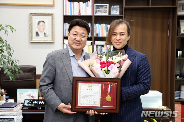 리노 이미지