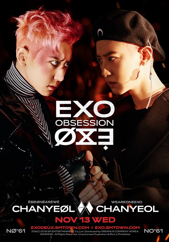 EXO Chanyeol confronts himselfSM Entertainment released EXOs regular 6th album OBSESSION personal teaser image on its official website on the 13th.Chanyeol is out as the second runner behind Kai.It was a strong atmosphere: Chanyeol confronted another EXO, X-EXO, who completed the all-black fashion with a black beret and top.His intense eyes felt passion.X-EXO Chanyeol looked the opposite. Her blue eyes stared straight ahead. Her face was full of bruises and wounds. Fire burned behind her.EXO also presents the promotion of # EXODeuce as a new news show. Showing the confrontation between EXO and X-EXO.# EXODeuce is a combination of the world view that has been in place since its debut, the agency said.The title song Opsition is a hip-hop dance genre song, featuring repeated vocal samples and heavy beats like magic, unravelling the will to escape from the existence of a terrible obsession in monologue form.Meanwhile, EXO will release Options on its main music site at 6 p.m. on the 27th, and it contains 10 songs. It is possible to make reservations at on-line and off-line music stores.
