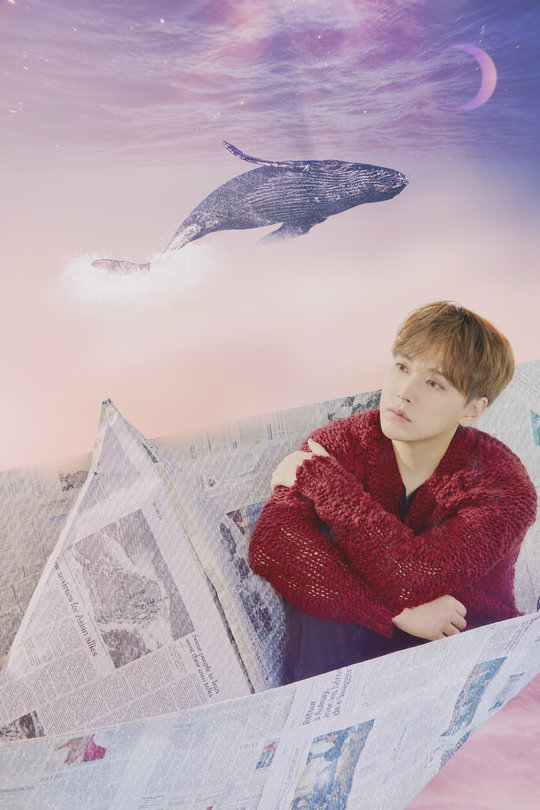 Holy People released the first Mini album Orgel Teaser image.Sungmin opened a picture of the new album for two days from 10 am on November 12, and attracted attention with a surreal concept such as a scene where the score was blown and holy people floated in the air, and Sungmin on a large newspaper paper boat.Especially, this album and the title song Orgel of the same name are more anticipated because it is an acoustic genre that gives emotional orgol sound to guitar melody and gives warmth.The lyrics that cross the Sight of Orgol and the Sight of Orgol, which enhance the immersion, are also impressive.bak-beauty