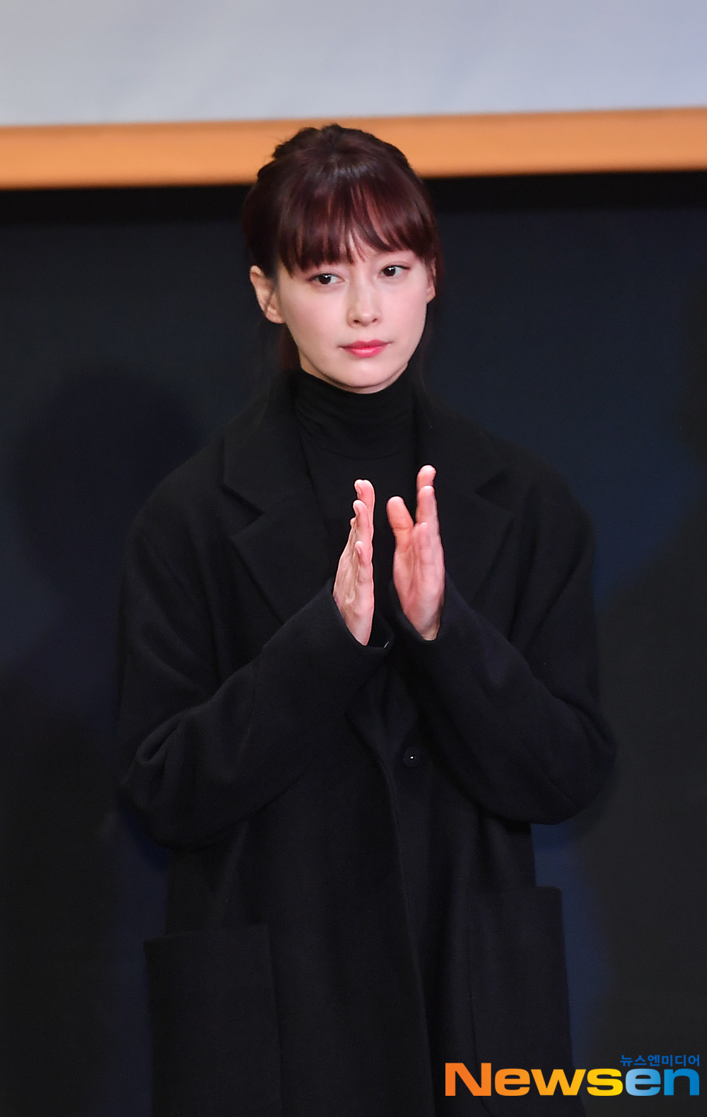 <p>The Actor or the movie,Jung Hae In,Park Seo-joon,Lee Jin-wook 11 15 am Seoul, Jung-GU, Seoul City Hall rustled hole open in the divine and the usual fever of on-air donation delivery ceremony attended.</p>