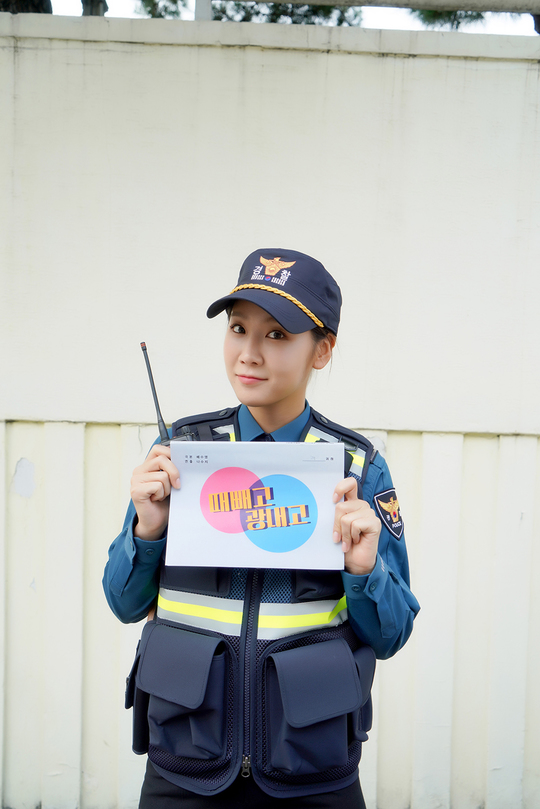 Singer Soyou has launched a drama special - sometimes and mad Should catch the première.Soyou, who plays the role of police Chun Ji-hee in KBS Drama Special - Sometimes Madness broadcasted on November 15, delivered a picture and message of Should catch the premiere certification through his agency Starship Entertainment before the broadcast.In the open photo, Soyou wears a police uniform neatly and transforms perfectly into a police officer.In addition, in the hand, with the radio, Occasionally and mad script is held and the hearts of those who reveal bright smiles are warmly painted.Soyou then said, KBS drama special - out of time and out of the blue tonight, and Im going to show you a new look as a police officer with a pleasant charm.I am nervous because I am showing my Acting for the first time in the drama, but I really have fun shooting, so I hope you will expect a lot.Especially Occasionally and mad is a charming work that captures the youth with a thrilling thrill. Everyone should watch the premiere! Dont miss it!Should catch the première sent a message of encouragement.In Occasionally and Mad, Soyou will show the appearance of a tough district police officer who has a sense of duty as a close friend and police officer who has been with the main character Anna (Nah Hye-mi) and the police officer preparation school.The role is known as Soyou and Chol-kuk characters who gathered topics with the first drama appearance, and the expectation of viewers is getting higher.Soyou is becoming an all-around artist, playing a variety of roles in a wide range of fields, from solo albums to drama OSTs, music collaborations, entertainment programs and dramas.bak-beauty