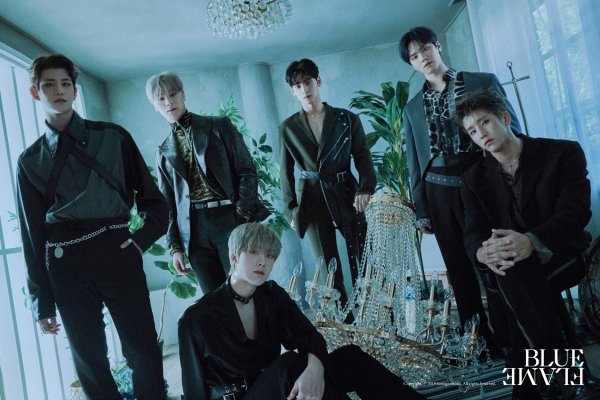 <p>Group Astro(ASTRO)home 20 the sixth mini album ‘BLUE FLAME’(blue frame)of the sale ahead of, through official SNS channels deadly aura feel ‘THE STORY’(the story of) the version group Teaser image unveiled.</p><p>Individual images of each member of the appeal emphasized, the group Teaser image on the members individual colors, and an Astro but the whole ‘dream Spa break’ synergies to look for.</p><p>The dark blue of the cold space in between one layer dark and intense attraction of the Astro is before could not see a chic look out of. This elegant dark image that emphasizes the costume and the camera to stare at the captivating eyes is the Astro of the sensory visual change to the realistic one.</p><p>Astro is a and smooth charisma stand out of ‘THE BOOK’(the book)version and a dream and a Fatal Attraction is ‘THE STORY’ version of the Teaser image to reveal all by clearly contrasting reverse every power. In particular, the Astro is a conflicting two concepts to fully digest and infinite expressive power and possibilities to glimpse at the same time that the sixth mini album ‘BLUE FLAME’towards expectations elevates it.</p><p>As well as this albums title song ‘Blue Flame’is the domestic and foreign famous composers with their participation, the Astros look with a wider musical spectrum to the show as well.</p><p>Ready to comeback on the Spur and Astros sixth mini-album ‘BLUE FLAME’is last 7 days from the online booking through the sales start coming in, 20, before the price is revealed.</p>