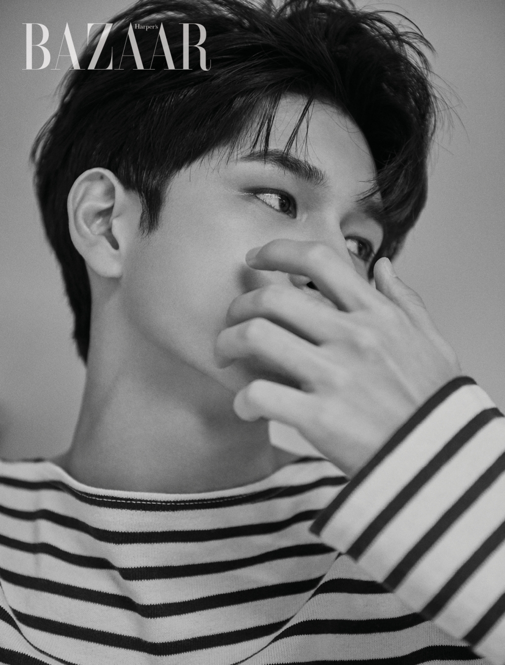 Ong Seong-wu, who had a successful Acting Hazing with JTBC Drama Eighteen Moments, decorated the picture of the December issue of the bazaar.Ong Seong-wu agency Fantasy O released Ong Seong-wus fashion picture on the 15th.This picture was based on the concept of the freedom of the youth star River Phoenix in the 90s, in line with the move of Ong Seong-wu, who is challenging the movie with Life is beautiful after finishing 18 moments.Ong Seong-wu in the public picture took control of the scene with a vintage T-shirt, jeans, sneakers lightly, and a pose and deep eyes that naturally spewed out.In a series of interviews, he said, The 18 Moments scene was really comfortable. It opened me and made me more visible.I could not show it as much as I thought, and I could have time to think constantly so that I could do it next time.It was a clue to the future direction, he said.I try to draw my image of being in my thirties and Acting. I have a dream that I want to make a good act when I have an active growth and become a person.So I want to play various roles next year. 