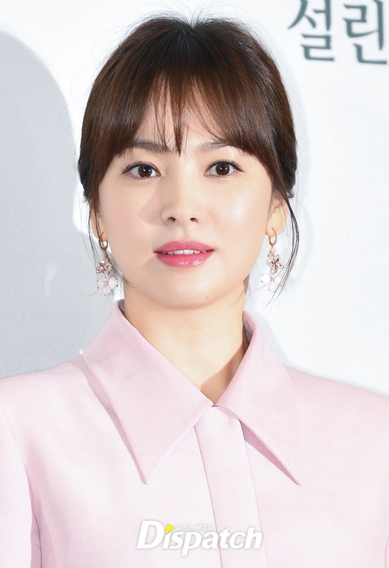 Actor Song Hye-kyo made a meaningful sponsorship for Sunshine Day.United States of America has distributed a guide to the Korean historical sites in Los Angeles.Professor Seo Kyung-duk of Sungshin Womens University said on his 17th SNS, Today is Sunguk Seonyeol Day.To commemorate this, Song Hye-kyo and Ahn Changho Family House have made 10,000 additional guides. The guide is distributed free of charge to United States of America and Koreans in Los Angeles; written in Korean and English.The Dosan Ahn Changho Family House was introduced in detail.The site was home to the family of Miss Ahn Changho, who moved to United States of America in 1914, a meeting place for fun independence activists at the time.It is being used as a research institute for the Korean Studies of the Sage Namgaju University (USC).Song Hye-kyo and Professor Seo have been steadily leading the way in promoting Korean history since 2012.We have supported Hangul guides at famous places such as the South Korea site, Shanghai Provisional Government Complex.The distribution of the Korea Historical Site Guide continues.Professor Seo said, Recently, we have set a goal of donating all Korean language guides to Hye-kyo and all the sites of the South Korea independence movement around the world.