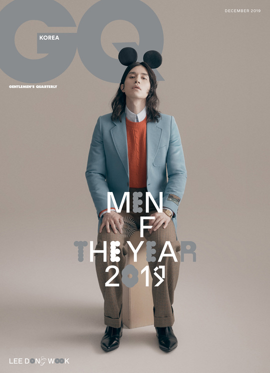 Actors Lee Dong-wook, WINNER Song Min-ho, Hyukoh Oh Hyuk and NUEST Hwang Min-hyun were named Man of the Year.The mens magazine GQ KOREA selected Lee Dong-wook, Song Min-ho, Oh Hyuk, and Hwang Min-hyun as the main characters of the 2019 Man City of London The Year, and released a cover picture of the December issue with them.The Man City of London The Year is a meaningful event that selects and announces the most distinctive presence and top model and creative activities during the year. It is held annually in the UK, United States of America, Germany and Spain, where the paper is published, including Korea.Lee Dong-wook, who successfully completed the Top Model for new genres and characters with the drama , Song Min-ho, who showed musicality suitable for the word artist through group WINNER activities, and Oh Hyuk of the band Hyukoh, who was reborn as a global band through the concert of Coachella Festival, the biggest music festival of United States of America, and the world tour Hwang Min-hyun, who has been attracting various charms across the genre from ST and the first musical Marie Antoinette, was selected as 2019 Man City of London The Year and interviewed with cover pictures of December issue of Zikyu respectively.Park Su-in